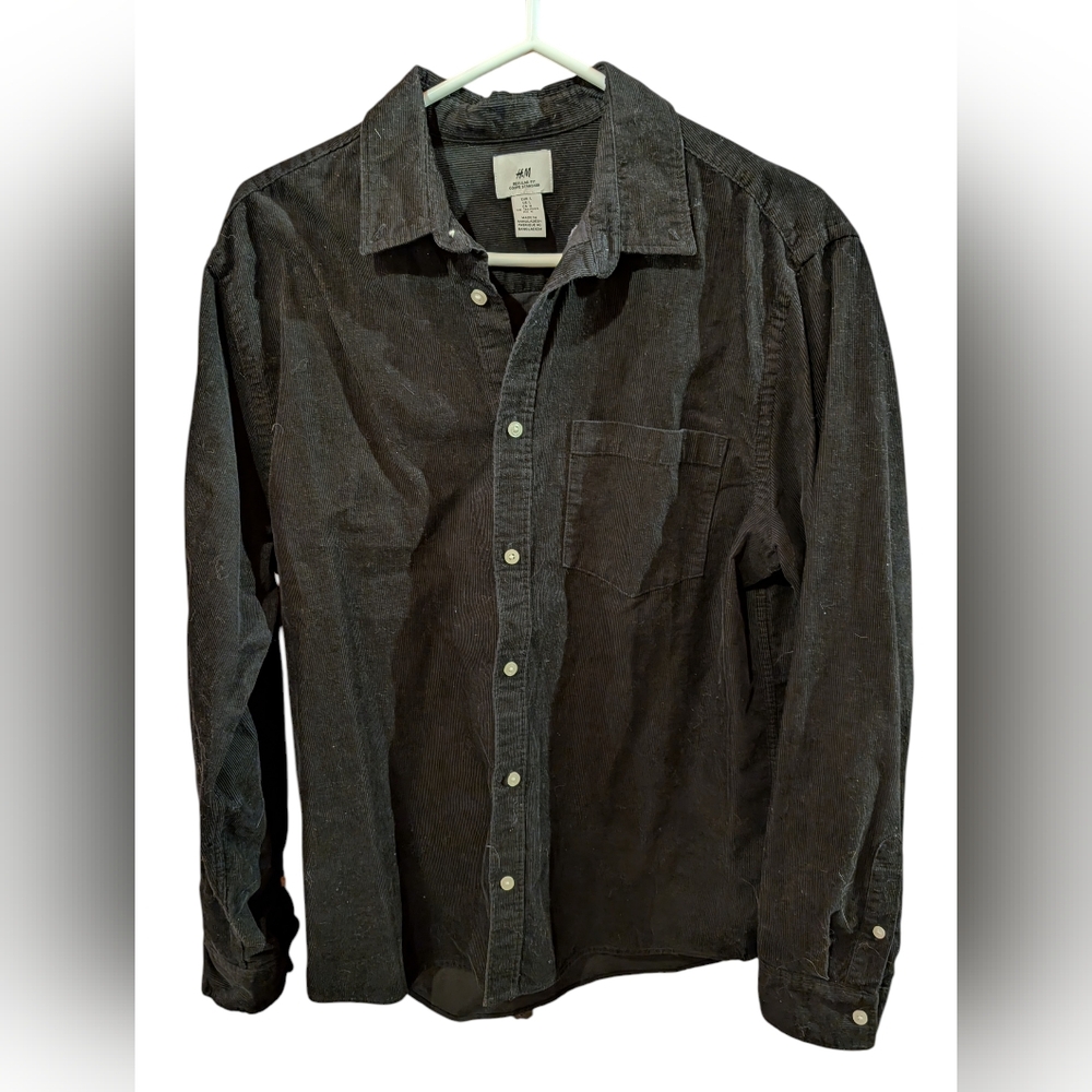 H&M Men's corduroy black Button Down Shirt